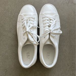 Zara Sneakers
